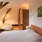 Domaine De Chantemerle 3*