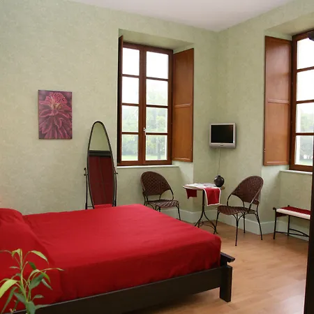 Отель Domaine De Chantemerle Мутье-су-Шантмерль