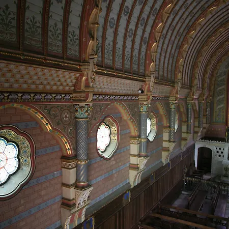 Domaine De Chantemerle Отель