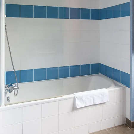 Hotel Domaine De Chantemerle 3*