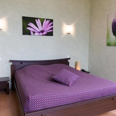 Domaine De Chantemerle Hotel