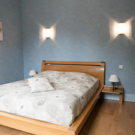 Отель Domaine De Chantemerle 3*