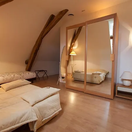 Отель Domaine De Chantemerle 3*